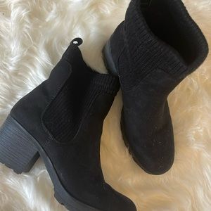 Women’s Black Suede Boots